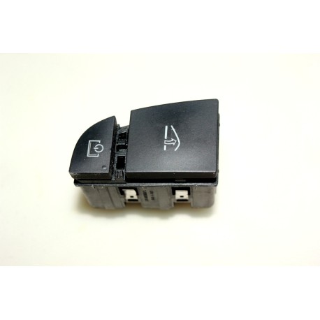 KIJELZŐ KIKAPCSOLÓ , KESZTYŰTARTÓ NYITÓ 4F1927227A AUDI A6 C6 4F