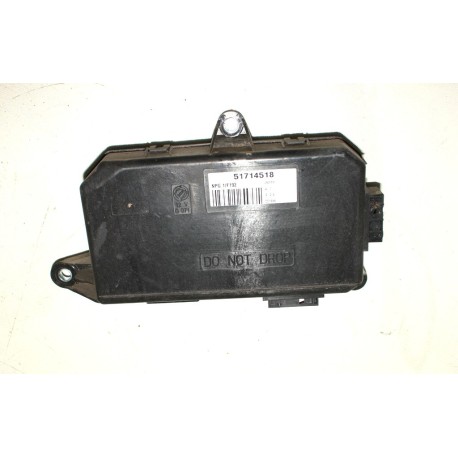 JOBB ELSŐ KOMFORT ELEKTRONIKA 51714518 FIAT STILO 192 HÁROMAJTÓS