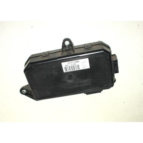 BAL ELSŐ KOMFORT ELEKTRONIKA 51711366 FIAT STILO 192 ÖTAJTÓS