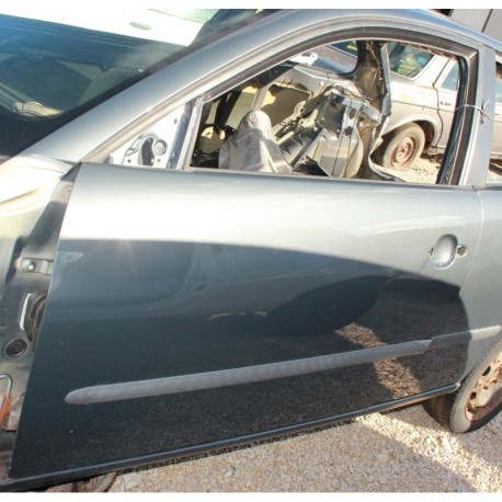 BAL AJTÓ  SEAT IBIZA III 6L