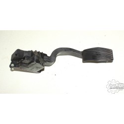 GÁZPEDÁL ÉRZÉKELŐVEL 55702020 OPEL CORSA D VAN