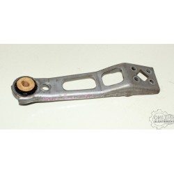 VÁLTÓ MECHANIKA TARTÓ , FELSŐ 55557722 OPEL CORSA D VAN