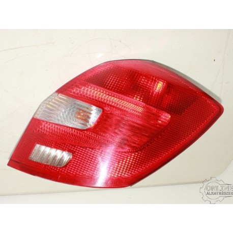 JOBB HÁTSÓ LÁMPA 5J6945096 - 5J6945112A SKODA FABIA II 5J