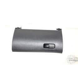 KESZTYŰTARTÓ FEDŐ BURKOLAT 5J1857121 - 5J0880324 SKODA FABIA II 5J