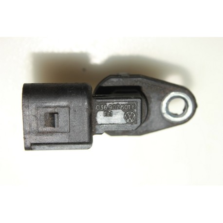 VEZÉRMŰTENGELY HOLTONT JELADÓ 036907601E SKODA FABIA II 5J