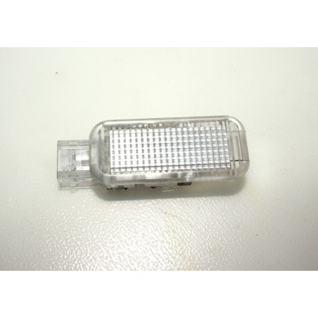 CSOMAGTÉR VILÁGÍTÁS , LÁMPA 947415 SEAT IBIZA III 6L